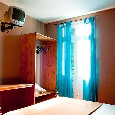 Residencial 2* Φουνκάλ